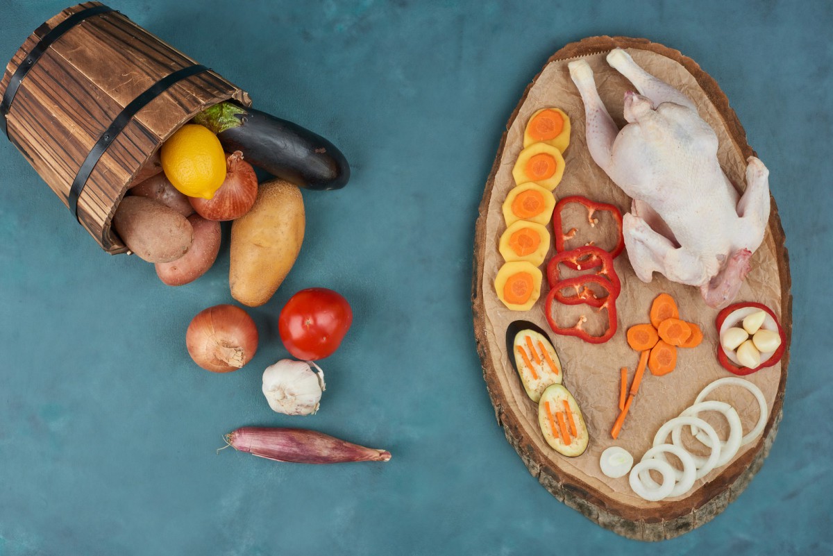 Как приготовить разнообразные блюда из одной курицы: секреты экономной хозяйки
