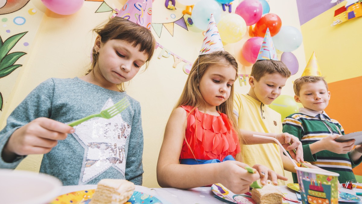 Как научить детей дружить и быть верными друзьями