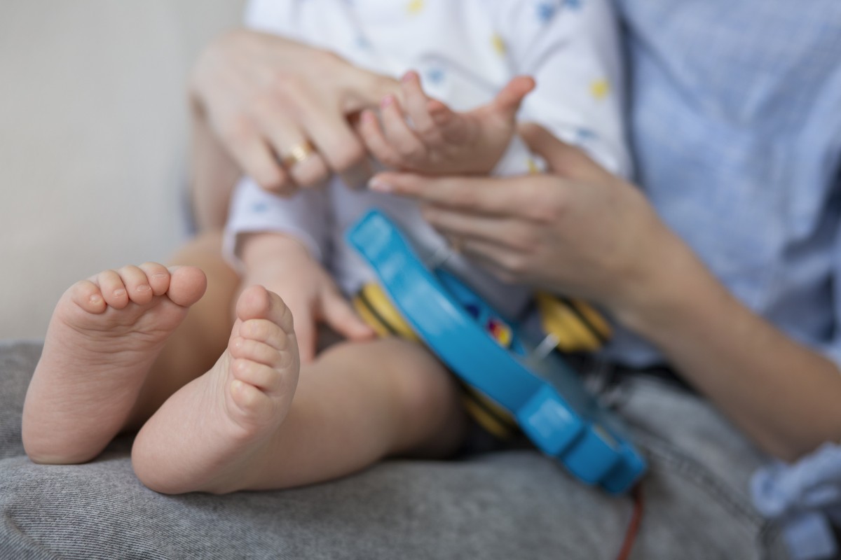 Родовые травмы у новорожденных: виды, симптомы и методы лечения