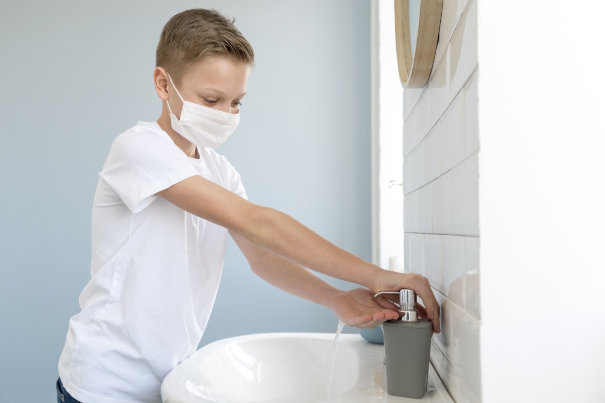 Тайны ванной: почему она пахнет и как это исправить