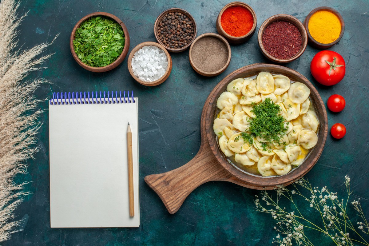 Удивите семью: откройте новый вкус пельменей с секретными приправами!