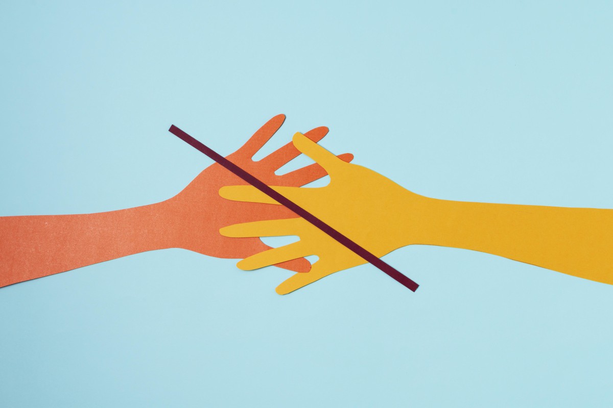 Рукопожатия, поклоны и другие способы поздороваться в разных странах