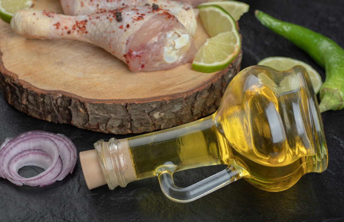 Как сохранить свежесть колбасы: простой трюк для долгого хранения