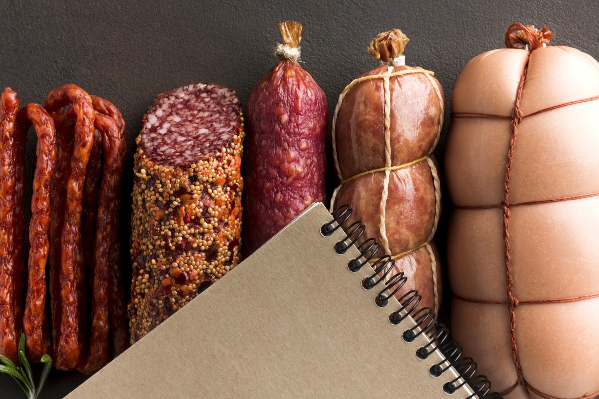 Как выбрать вкусную и полезную варёную колбасу: советы эксперта