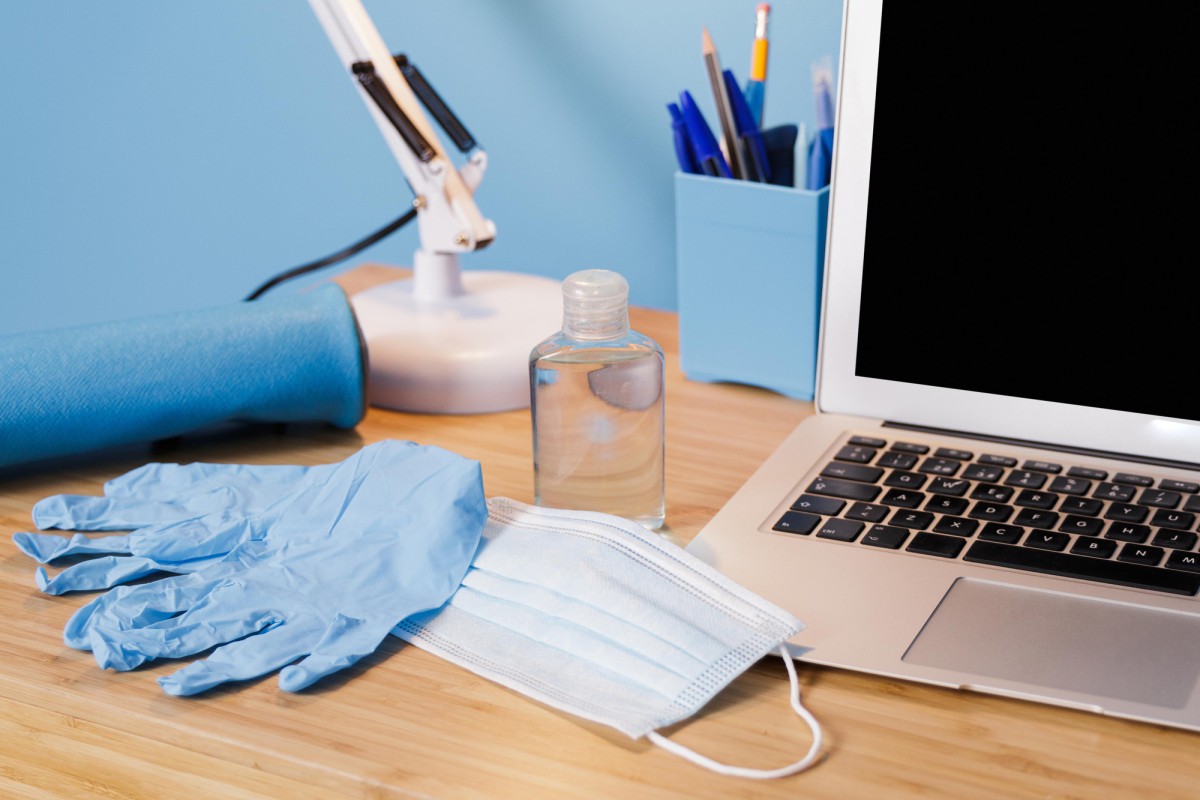 Стафилококковая инфекция и маникюр: как обезопасить себя