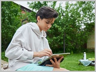 Детская безопасность в цифровом мире: как защитить ребенка в интернете
