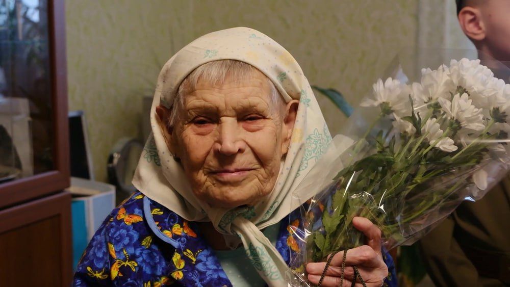 Воспитанники детского сада №77 побывали в гостях у труженицы тыла Раисы Горедничевой