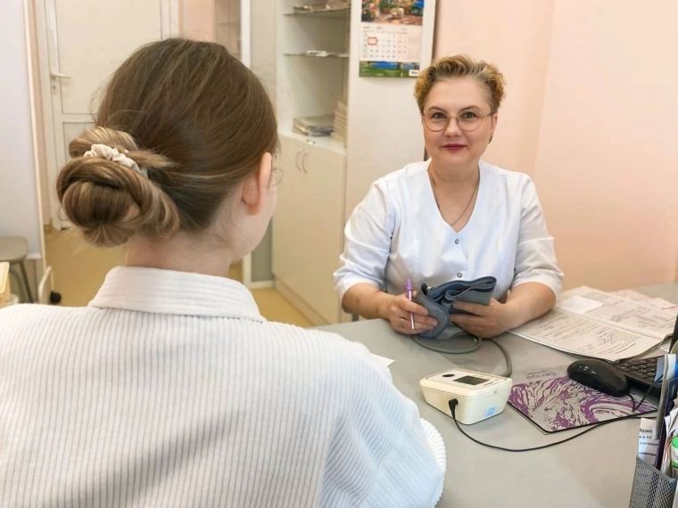 Омичкам рассказали, почему важно контролировать артериальное давление во время беременности