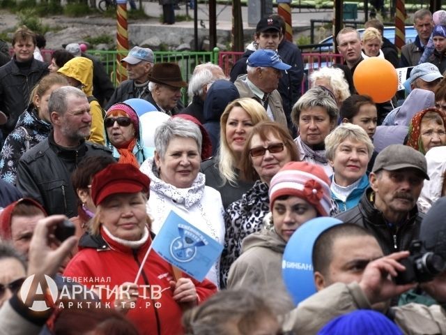 Демография-2025: в Мурманской области стали рожать и умирать меньше