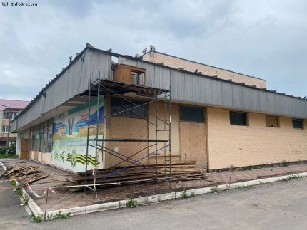 В Урицком районе стартовал капитальный ремонт комплексного молодёжного центра «Юность»