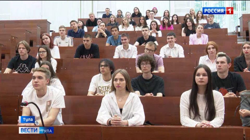 Дети из многодетных семей в Тульской области получат высшее образование бесплатно