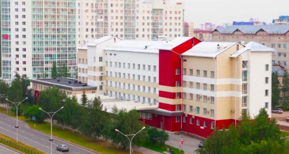 В Нижневартовске врачи удалили гигантскую миому размером с ребенка в утробе матери