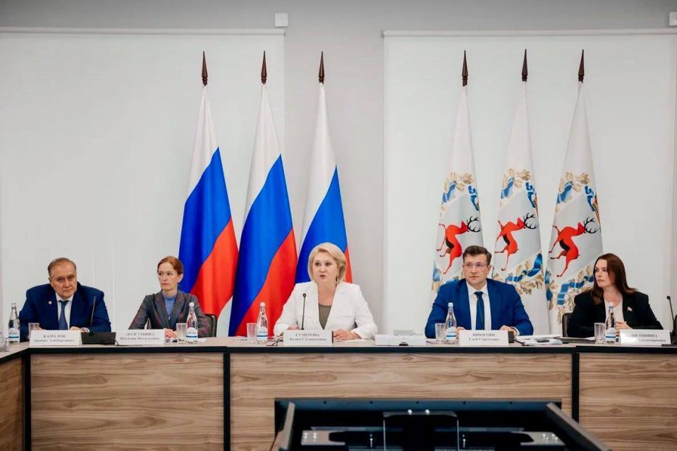 Никитин: практики, которые мы развиваем в рамках регионального Пятилетия семьи, получили высокую оценку коллег