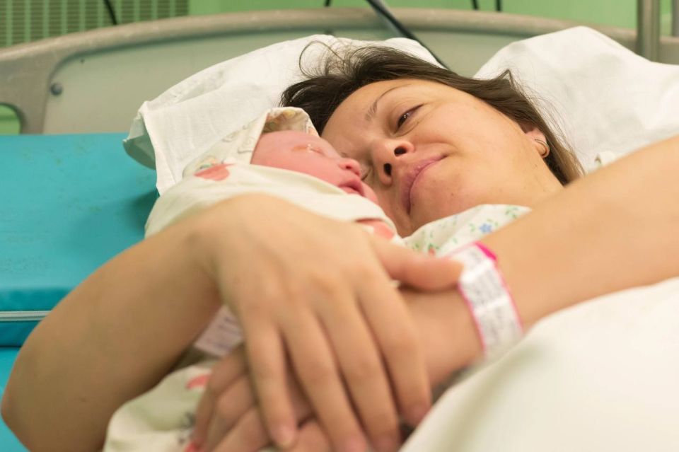 В Курске родились малышка весом 700 граммов