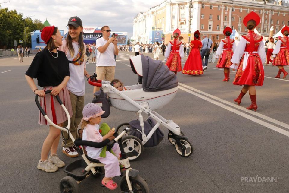 Новые меры поддержки семей ввели с 1 июля в Нижегородской области