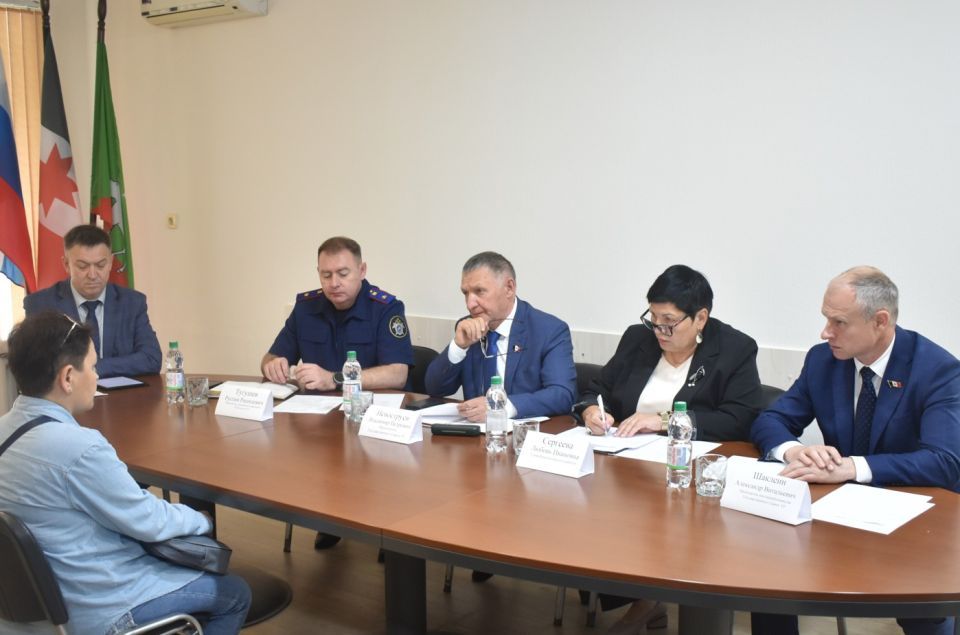 Владимир Невоструев и Александр Шаклеин с рабочим визитом посетили Красногорский район