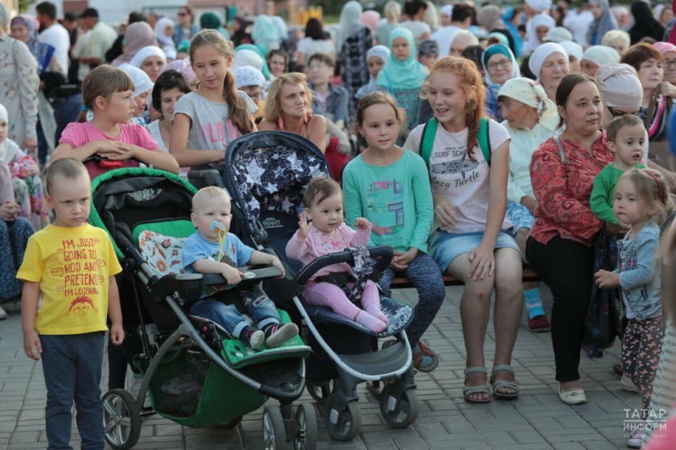 В Татарстане за последние 12 лет количество многодетных семей выросло в 2,5 раза