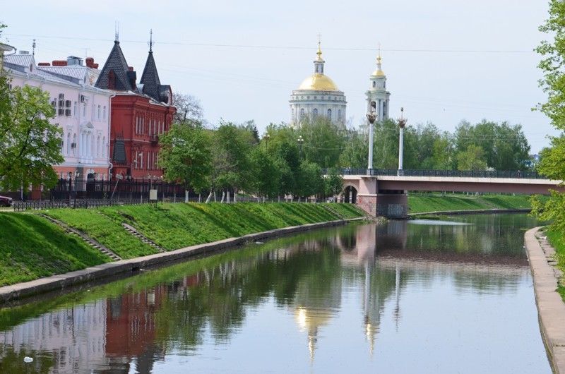 В преддверии Дня семьи, любви и верности молодая семья сотрудников полиции Александра и Яны Ивановых поделилась секретом своего счастья