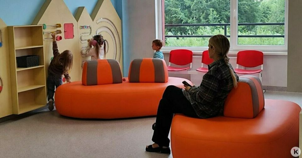 «Пока всё нравится: чистенько, просторно»: калининградцы — о новой детской поликлинике на Молодой Гвардии (фото)