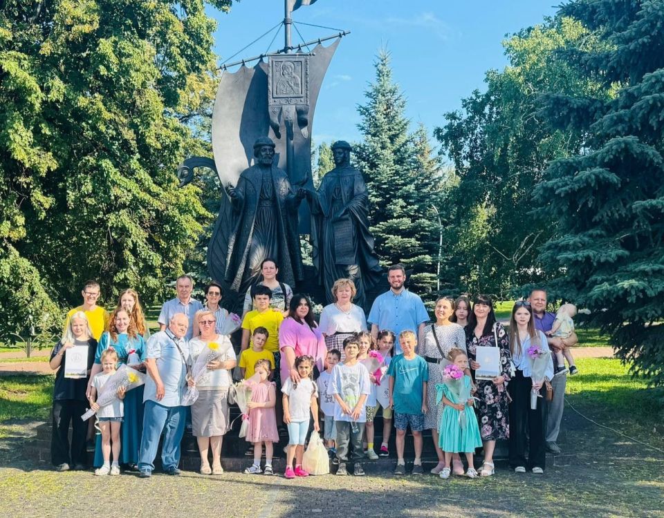 В Самаре проходят мероприятия в честь Дня семьи, любви и верности