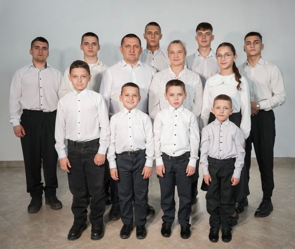 В Курске названы лучшие многодетные семьи конкурса "Семья соловьиного края"