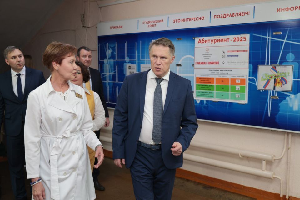 Елена Попова: «Новая детская поликлиника в ЕАО будет наполнена кадрами»