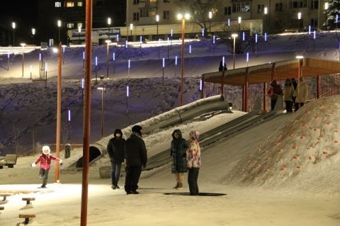 Почти 900 многодетных семей нижегородцев получили землю и сертификаты на жилье