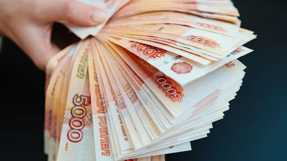 Многодетная семья переедет из общежития после выигрыша в 100 млн рублей