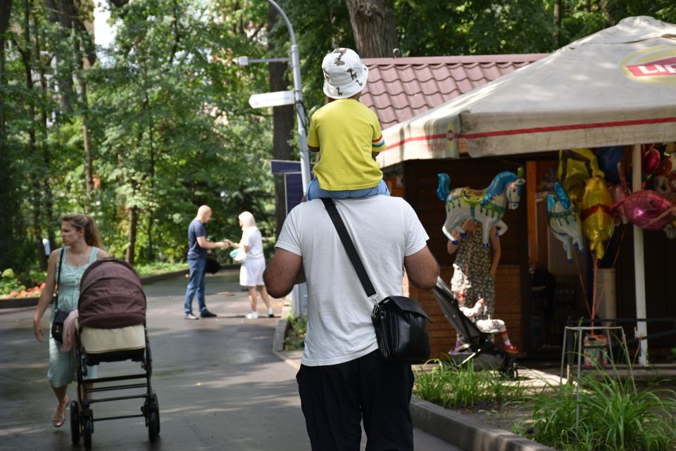 В Саратовской области более 100 приемных семей получили выплаты от государства