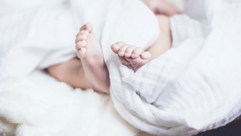 В Челябинской области почти две тысячи отцов ушли в декрет