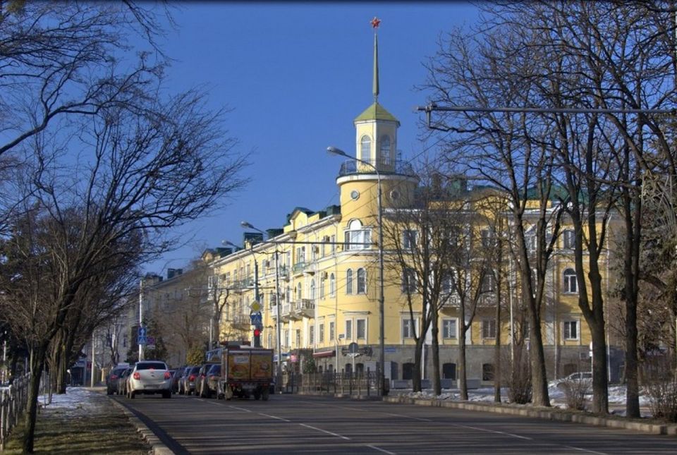 Центральную библиотеку отремонтируют в Туркменском округе по нацпроекту