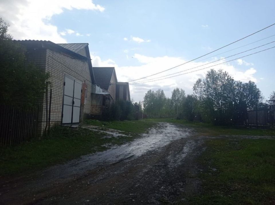 Семьям во Владимирской области выделили участки рядом с плохой дорогой