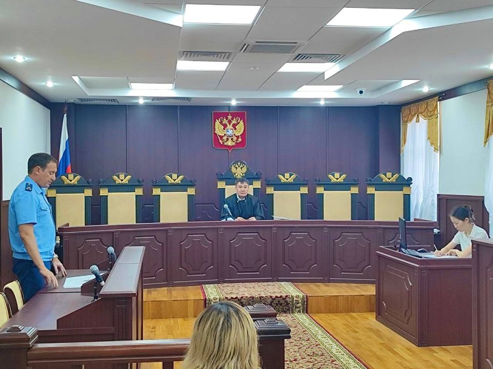 В Элисте многодетной семье присудили 180 тысяч рублей за нарушение срока предоставления жилья