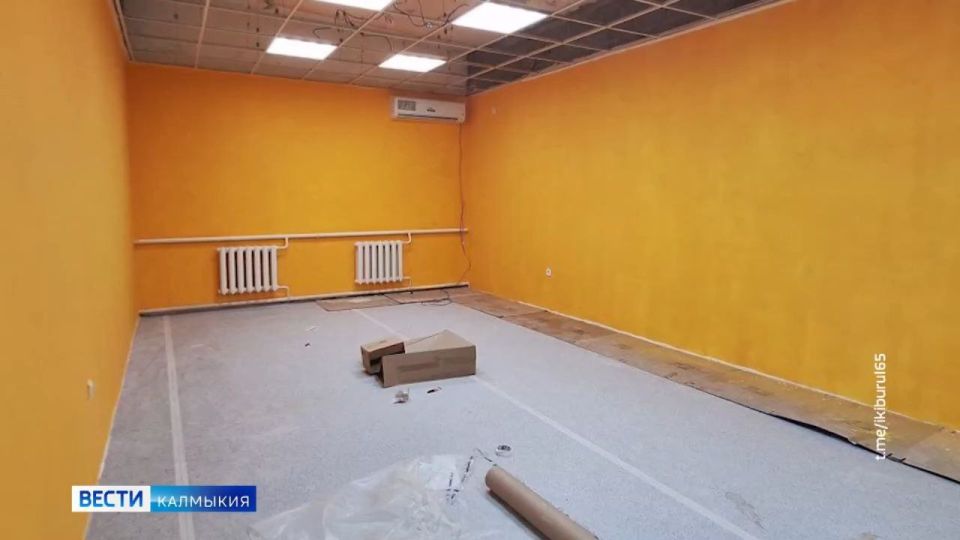 Подходит к завершению ремонт библиотеки в поселке Ики-Бурул