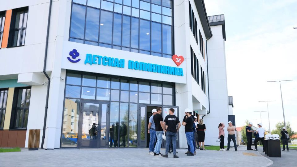 Строительство детской поликлиники в Тарко-Сале вышло на финишную прямую