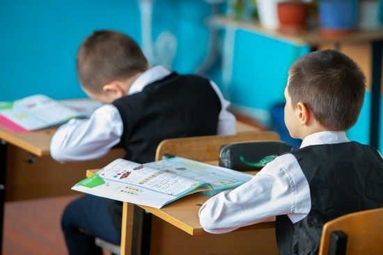 Начался прием заявок на выплату для тульских школьников из многодетных семей и семей ветеранов СВО