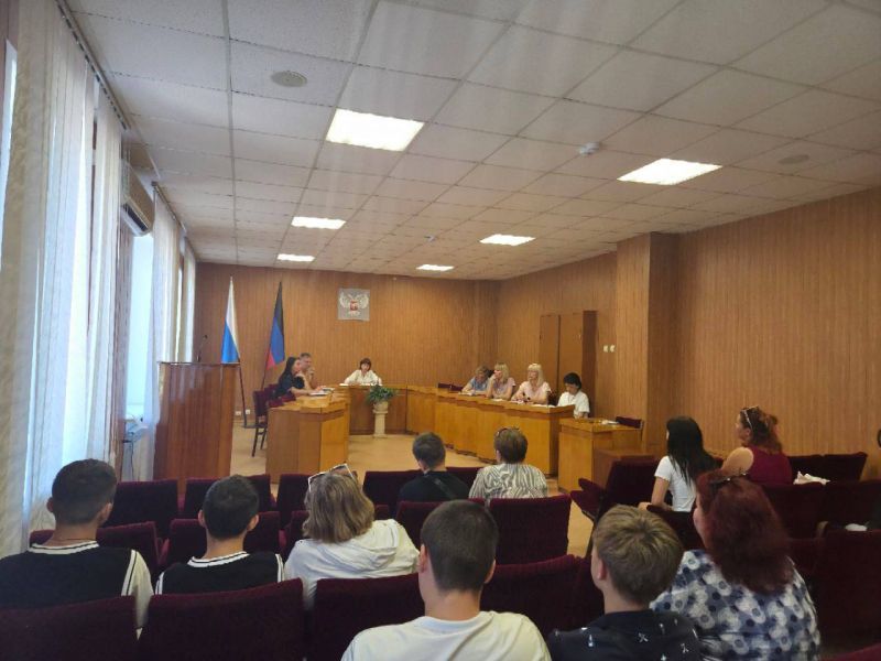 Полицейские провели профилактические встречи с опекунами и попечителями