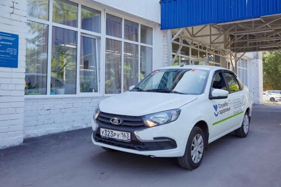 Детская больница Ивановой получила пять новых автомобилей для неотложной помощи