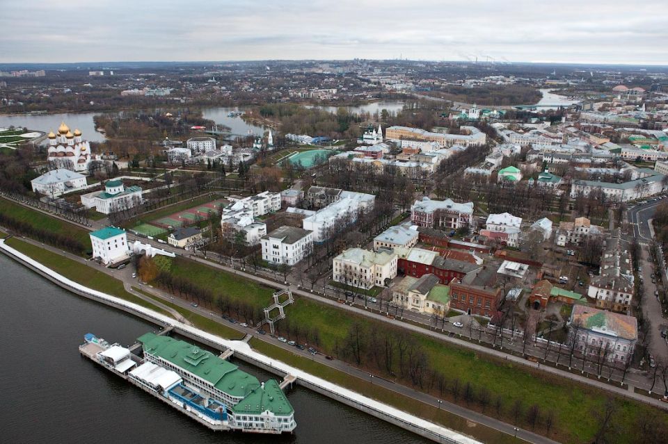 Прокуратура Фрунзенского района помогает многодетной семье получить компенсацию расходов на обучение ребенка в вузе в размере более 70 тысяч рублей