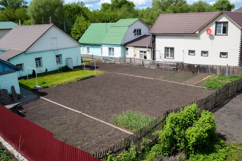 Обеспечили земельными участками более 200 многодетных семей