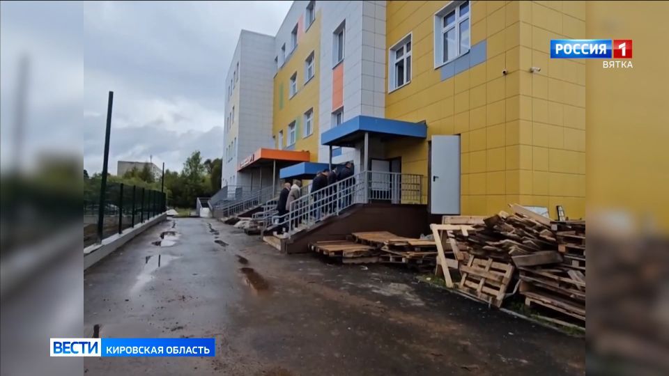В Слободском продолжается строительство детской поликлиники » ГТРК Вятка - новости Кирова и Кировской области