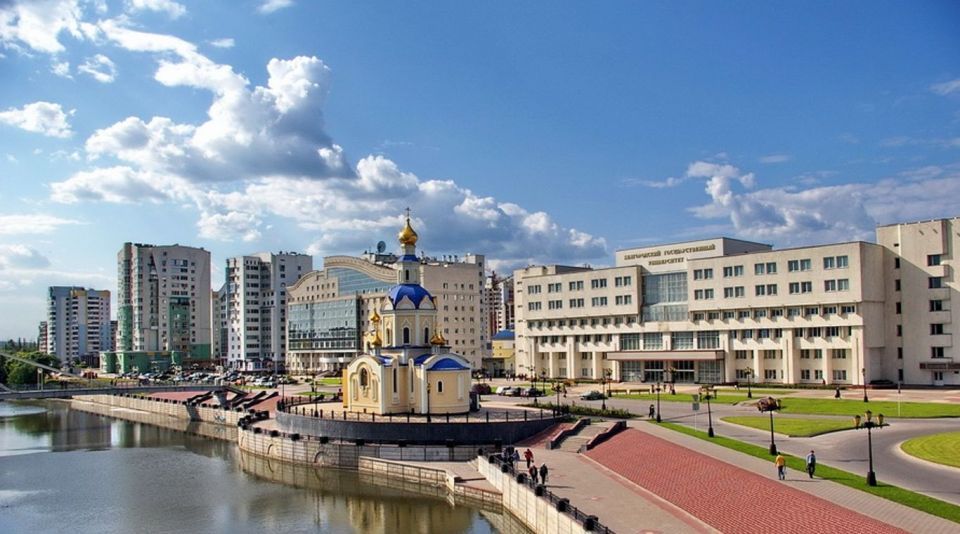 Вячеслав Гладков: Более 240 молодых многодетных семей получили выплаты в размере 300 тысяч рублей на общую сумму порядка 73 миллионов рублей