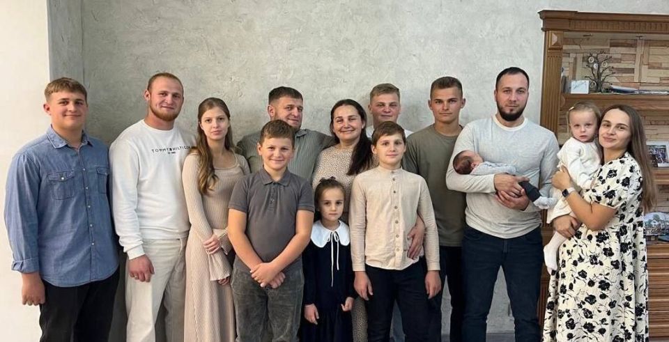 Многодетная семья из Ростовской области — в числе победителей конкурса «Семья года»