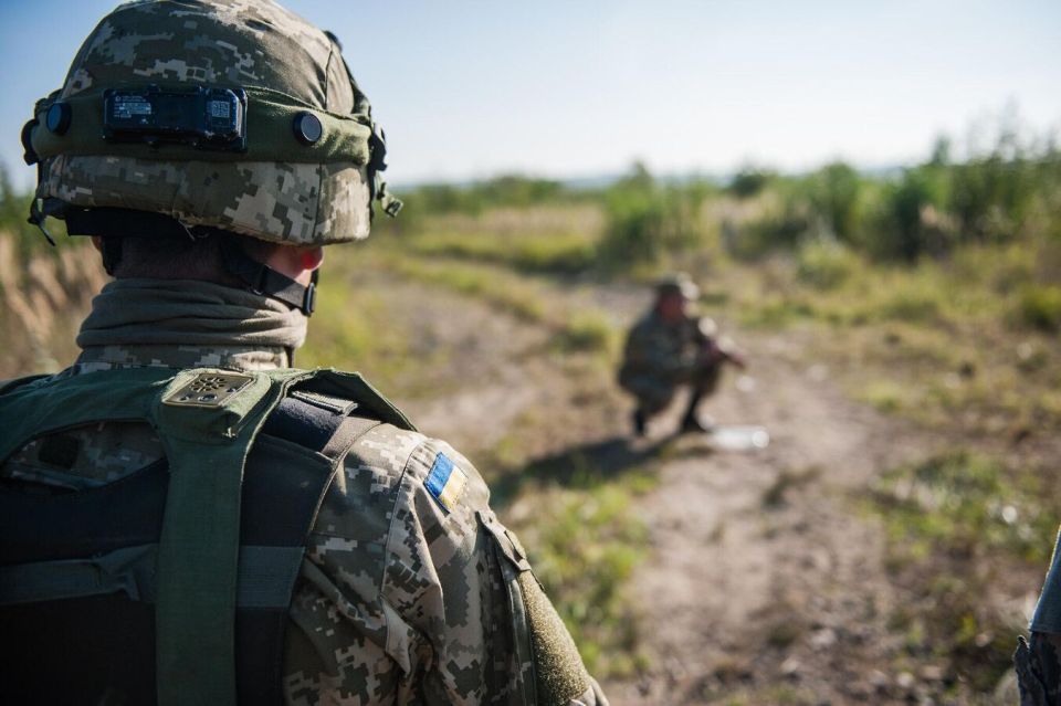 ВСУ нанесли удар по зданию ЗАГСа в Запорожской области, сообщил Рогов