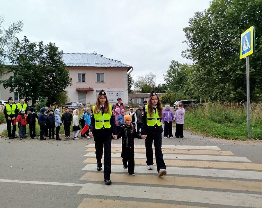 Практические занятия «Безопасный маршрут» проходят для первоклассников города Гаврилов-Ям