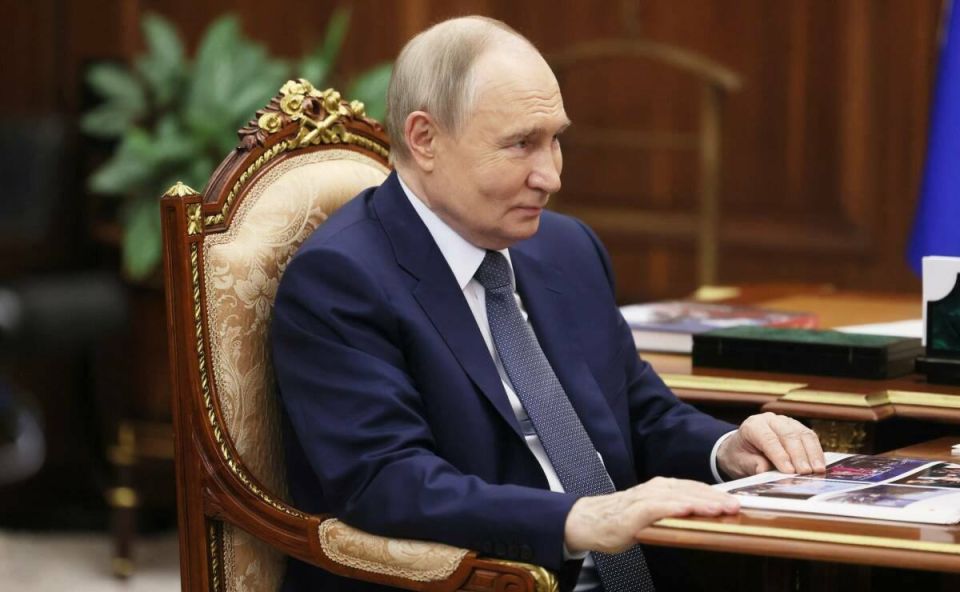 Владимир Путин наградил пятерых отличившихся татарстанцев