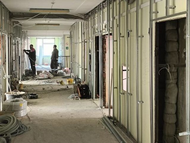 Продолжается капитальный ремонт женской консультации Перинатального центра Мурманского областного клинического многопрофильного центра