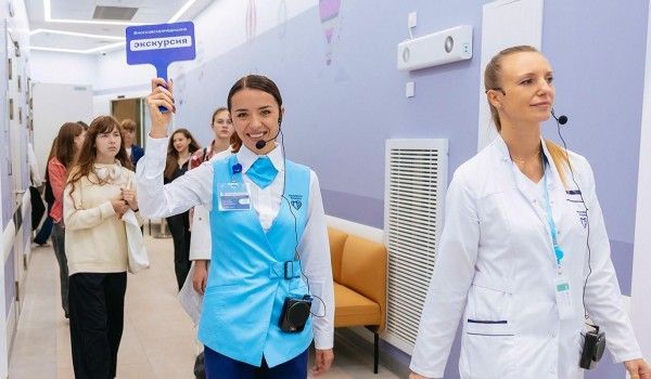 Московские школьники посетили новый комплекс детской больницы святого Владимира