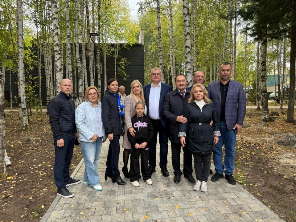 Сергей Великий осмотрел обновленный Парк Победы Нижневартовска