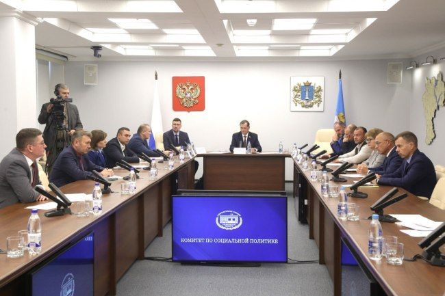 100 миллионов рублей дополнительно направят на оснащение инфекционного корпуса областной детской больницы